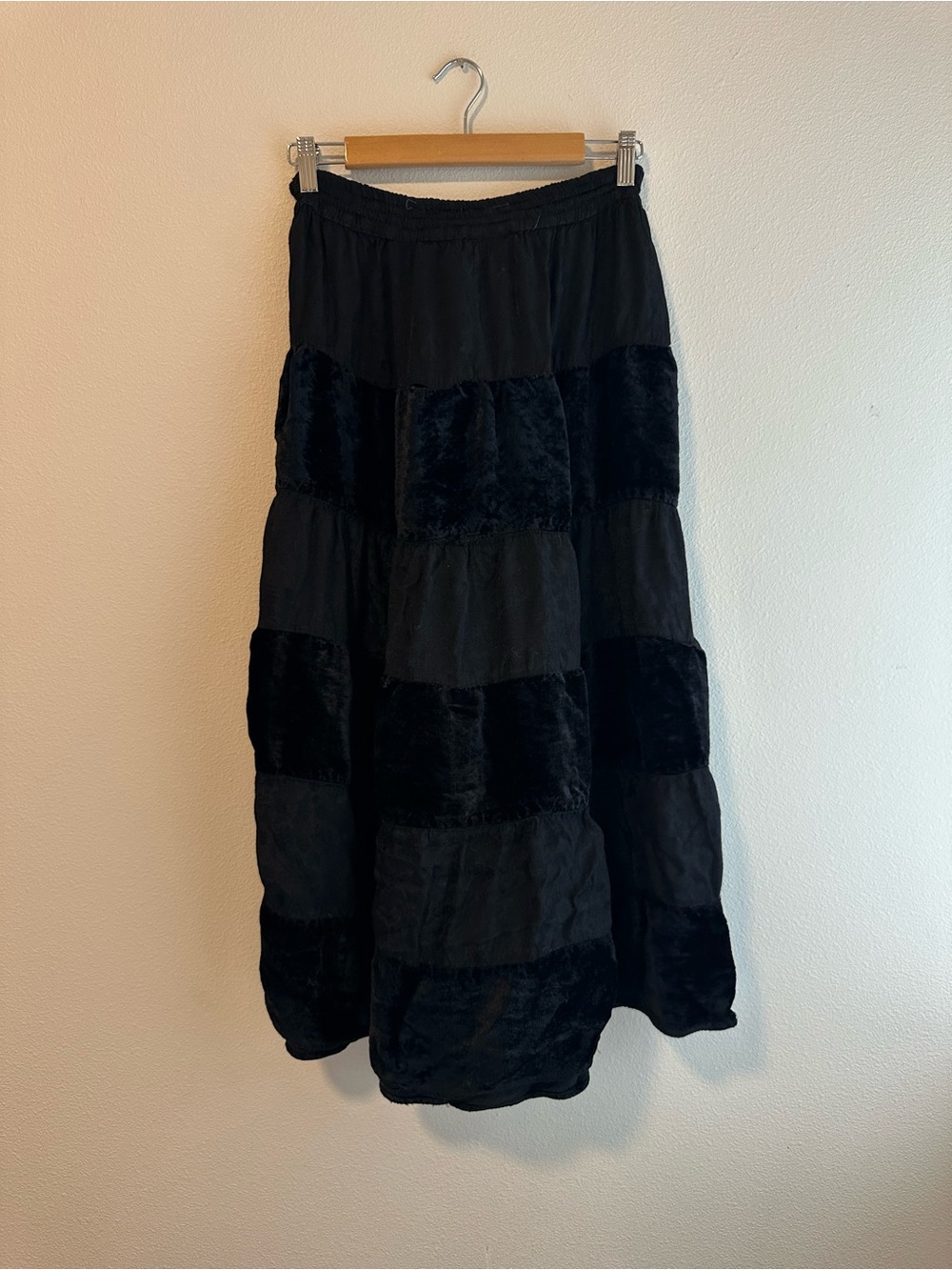 Vintage Boho Black Tiered Maxi Skirt Velvet and Floral print Panels size large - Picture 2 of 7
